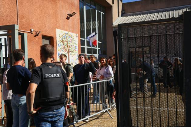 News Brief: Lakanal Middle School in Aubagne PHOTOPQR LA PROVENCE Gilles BADER Marseille October 12, 2026 News Brief: Lakanal Middle School in Aubagne A middle school student shot a teacher and the principal On October 12, 2026, the principal of a middle school in Aubagne, Bouches-du-Rhône, France, and a teacher were wounded by a hunting rifle shot fired by a student who had entered the school armed with a shotgun. Marseille, BDR, France  Copyright: xPHOTOPQR LAxPROVENCE MAXPPPxGillesxBADERx 20261012PVL0482 20261012PVL0482