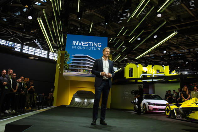 2026 Paris Motor Show Aurelien Morissard MAXPPP MAXPPP Paris, October 12, 2026 Opel CEO Florian Huettl attends the 2026 Paris Motor Show in Paris, France, Monday, October 12, 2026 Aurelien Morissard MAXPPP Paris, France  Copyright: xMAXPPPxAurelienxMorissard MAXPPPx MOR202610120607 MOR202610120607