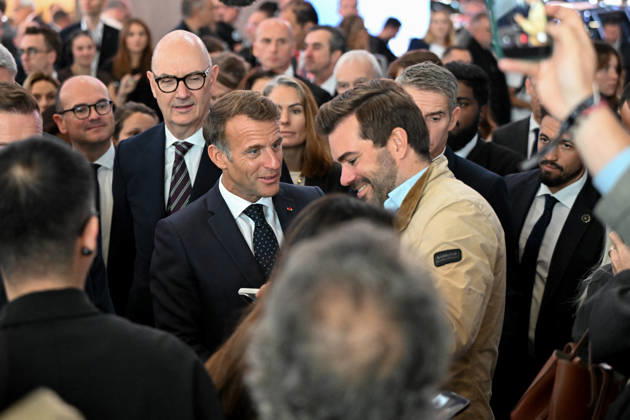 French President Emmanuel Macron, accompanied by Luc Chatel and Roland Lescure, Minister of the Economy, Finance, and Industrial, Energy, and Digital Sovereignty, attends the 2026 Paris Motor Show at Paris Expo · Porte de Versailles in Paris, France, on October 12, 2026. Lionel Urman Bestimage French President Emmanuel Macron at the international Paris Motor Show at the Porte de Versailles in Paris, France, on October 12, 2026. Paris, France Copyright: xLIONELxURMANxx xBESTIMAGExLIONELxURMANxx xBESTIMAGEx