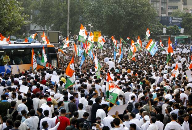 Rahul Gandhi Leads Delhi Protest NEW DELHI, INDIA, OCTOBER 12, 2026: Congress leader Rahul Gandhi takes part in a protest march from Barakhamba Road towards the Supreme Court in New Delhi, demanding the resignation of India s Chief Election Commissioner Gyanesh Kumar over alleged irregularities in the Special Intensive Revision (SIR) of electoral rolls. The Election Commission denies wrongdoing. New Delhi India Copyright: x xVishalxKapoorx xJNAxPressx