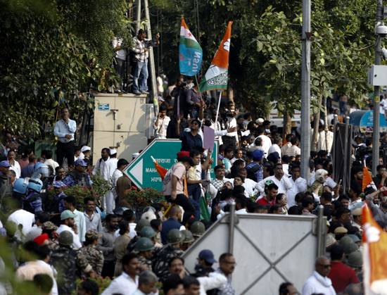 Rahul Gandhi Leads Delhi Protest NEW DELHI, INDIA, OCTOBER 12, 2026: Congress leader Rahul Gandhi takes part in a protest march from Barakhamba Road towards the Supreme Court in New Delhi, demanding the resignation of India s Chief Election Commissioner Gyanesh Kumar over alleged irregularities in the Special Intensive Revision (SIR) of electoral rolls. The Election Commission denies wrongdoing. New Delhi India Copyright: x xVishalxKapoorx xJNAxPressx