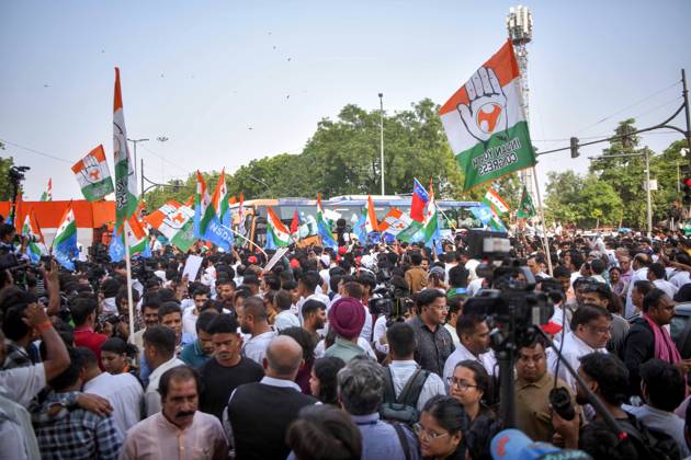 RECORD DATE NOT STATED INDIA Bloc protest march towards the Supreme Court in New Delhi New Delhi, Oct 12 (ANI): Indian Youth Congress (IYC) members and supporters gather in large numbers during the INDIA Bloc protest march towards the Supreme Court, in New Delhi on Monday. NEW DELHI Delhi India Copyright: xANIx ANI_20261012387