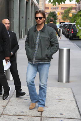 October 12, 2026, New York, New York, USA: LUKE GRIMES at ABC Studios in New York City for ‘Live With Kelly and Markâ New York USA - ZUMAh16_ 20261012_zaf_h16_061 Copyright: xDanxHerrickx