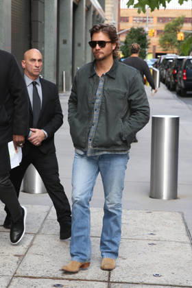 October 12, 2026, New York, New York, USA: LUKE GRIMES at ABC Studios in New York City for ‘Live With Kelly and Markâ New York USA - ZUMAh16_ 20261012_zaf_h16_062 Copyright: xDanxHerrickx