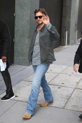 October 12, 2026, New York, New York, USA: LUKE GRIMES at ABC Studios in New York City for ‘Live With Kelly and Markâ New York USA - ZUMAh16_ 20261012_zaf_h16_073 Copyright: xDanxHerrickx
