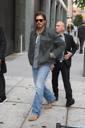 October 12, 2026, New York, New York, USA: LUKE GRIMES at ABC Studios in New York City for ‘Live With Kelly and Markâ New York USA - ZUMAh16_ 20261012_zaf_h16_066 Copyright: xDanxHerrickx