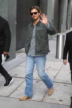 October 12, 2026, New York, New York, USA: LUKE GRIMES at ABC Studios in New York City for ‘Live With Kelly and Markâ New York USA - ZUMAh16_ 20261012_zaf_h16_070 Copyright: xDanxHerrickx