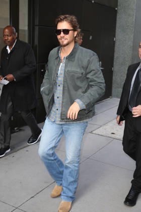 October 12, 2026, New York, New York, USA: LUKE GRIMES at ABC Studios in New York City for ‘Live With Kelly and Markâ New York USA - ZUMAh16_ 20261012_zaf_h16_079 Copyright: xDanxHerrickx