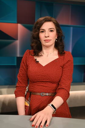 Publizistin und Buchautorin Marina Weisband zu Gast in der ARD Talkshow Hart aber Fair mit dem Thema Starke Ränder, schwache Mitte: Bleibt das jetzt so?