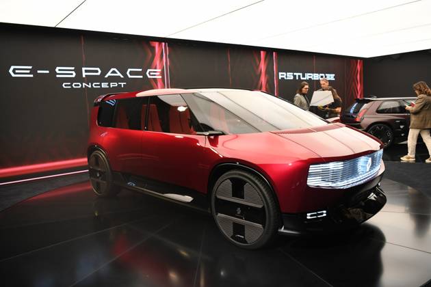 PARIS, FRANCE - OCTOBER 12: Renault unveils its new E-Space concept car during the 2026 Paris Motor Show on October 12, 2026 in Paris, France. The Paris Motor Show, one of the world s largest auto exhibitions, opened its doors to showcase the latest innovations from global automakers.  Copyright: xChinaxNewsxServicex 111673824532