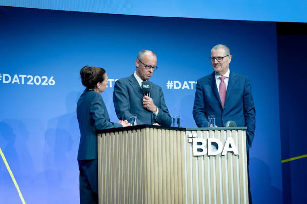 Deutschen Arbeitgebertag, bcc, Berlin Congress Center Deutschen Arbeitgebertag, bcc, Berlin Congress Center, Rainer Dulger, Arbeitgeberpräsident Friedrich Merz, Bundeskanzler Dagmar Rosenfeld Berlin Berlin GER