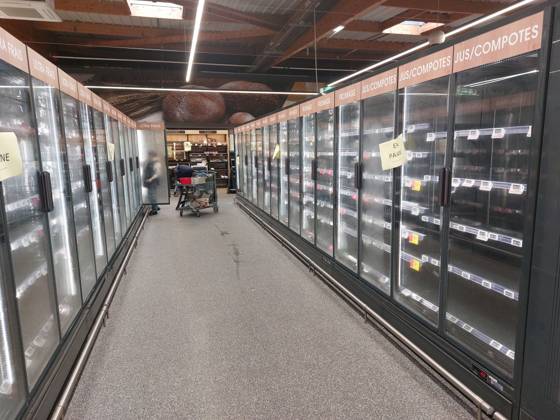 Cyberattack on Refrigerators PHOTOPQR LE TELEGRAMME Monique Kéromnès Saint Martin des Champs October 12, 2026 SAINT MARTIN DES CHAMPS 29 On October 12, 2026, at the Intermarché supermarket in Saint Martin des Champs, near the Morlaix 29 train station, all fresh and frozen food sections were out of service, this Monday, October 12, 2026, following a cyberattack on the management systems of the refrigerated display cases. Photo credit: Le Télégramme, Monique Kéromnès. Several large and medium-sized retailers were victims of a cyberattack that affected refrigeration equipment on the night of Monday, October 12, 2026, in western France, Saint-Martin-des-Champs, France  Copyright: xPHOTOPQR LExTELEGRAMME MAXPPPxMoniquexKéromnèsx 20261012TGB1504 20261012TGB1504