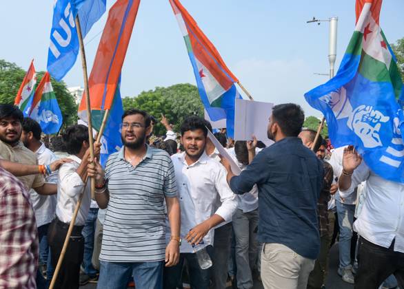 October 13, 2026, New Delhi, India: NEW DELHI, INDIA, OCTOBER 12, 2026: Congress leaders Rahul Gandhi and Priyanka Gandhi Vadra take part in a protest march from Barakhamba Road towards the Supreme Court in New Delhi, demanding the resignation of Chief Election Commissioner Gyanesh Kumar over alleged irregularities in the Special Intensive Revision (SIR) of electoral rolls. The Election Commission denies wrongdoing. New Delhi India - ZUMAq101 20261013_zna_q101_104 Copyright: xVishalxKapoorx