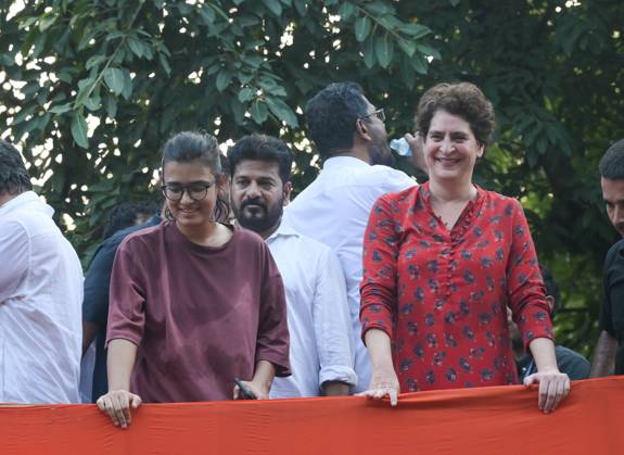 October 12, 2026, New Delhi, India: NEW DELHI, INDIA, OCTOBER 12, 2026: Congress leaders Rahul Gandhi and Priyanka Gandhi Vadra take part in a protest march from Barakhamba Road towards the Supreme Court in New Delhi, demanding the resignation of Chief Election Commissioner Gyanesh Kumar over alleged irregularities in the Special Intensive Revision (SIR) of electoral rolls. The Election Commission denies wrongdoing. New Delhi India - ZUMAq101 20261012_zna_q101_207 Copyright: xVishalxKapoorx