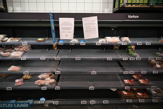 Suspected cyberattack disrupts supermarket operations across Europe ROTTERDAM, NETHERLANDS - OCTOBER 13: A major cybersecurity incident affecting supermarket chain Albert Heijn in Rotterdam, Netherlands on October 13, 2026, and other businesses disrupts operations in the Netherlands, France and other European countries. The ongoing investigation has raised concerns about a possible cyberattack, while the company warns customers of potential phishing attempts. Authorities and cybersecurity experts continue to assess the incident Mouneb Taim Anadolu Rotterdam Netherlands. Editorial use only. Please get in touch for any other usage.  Copyright: x2026xAnadoluxMounebxTaimx