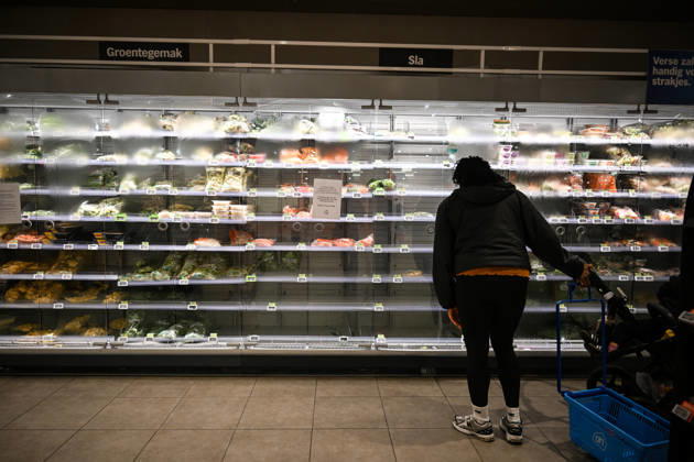 Suspected cyberattack disrupts supermarket operations across Europe ROTTERDAM, NETHERLANDS - OCTOBER 13: A major cybersecurity incident affecting supermarket chain Albert Heijn in Rotterdam, Netherlands on October 13, 2026, and other businesses disrupts operations in the Netherlands, France and other European countries. The ongoing investigation has raised concerns about a possible cyberattack, while the company warns customers of potential phishing attempts. Authorities and cybersecurity experts continue to assess the incident Mouneb Taim Anadolu Rotterdam Netherlands. Editorial use only. Please get in touch for any other usage.  Copyright: x2026xAnadoluxMounebxTaimx