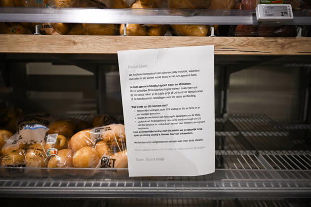 Suspected cyberattack disrupts supermarket operations across Europe ROTTERDAM, NETHERLANDS - OCTOBER 13: A major cybersecurity incident affecting supermarket chain Albert Heijn in Rotterdam, Netherlands on October 13, 2026, and other businesses disrupts operations in the Netherlands, France and other European countries. The ongoing investigation has raised concerns about a possible cyberattack, while the company warns customers of potential phishing attempts. Authorities and cybersecurity experts continue to assess the incident Mouneb Taim Anadolu Rotterdam Netherlands. Editorial use only. Please get in touch for any other usage.  Copyright: x2026xAnadoluxMounebxTaimx