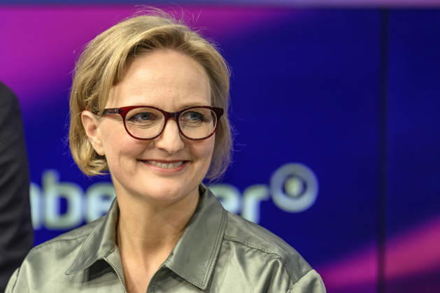 im Bild v.l.: Franziska Brantner, Bündnis 90 Die Grünen (Parteivorsitzende), GER, Berlin, Studio, zu Gast bei Maischberger, politische Talkshow, TV, Format, mit Moderatorin Sandra Maischberger, Das Erste, aus Adlershof Am Studio 20, 13.10.2026, Copyright: HMBxMedia UwexKoch