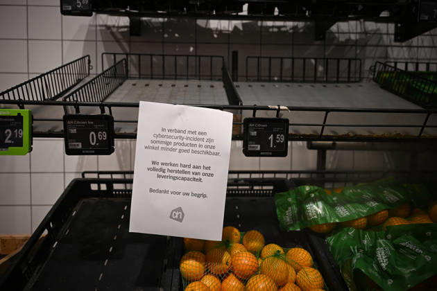 Suspected cyberattack disrupts supermarket operations across Europe ROTTERDAM, NETHERLANDS - OCTOBER 13: A major cybersecurity incident affecting supermarket chain Albert Heijn in Rotterdam, Netherlands on October 13, 2026, and other businesses disrupts operations in the Netherlands, France and other European countries. The ongoing investigation has raised concerns about a possible cyberattack, while the company warns customers of potential phishing attempts. Authorities and cybersecurity experts continue to assess the incident Mouneb Taim Anadolu Rotterdam Netherlands. Editorial use only. Please get in touch for any other usage.  Copyright: x2026xAnadoluxMounebxTaimx