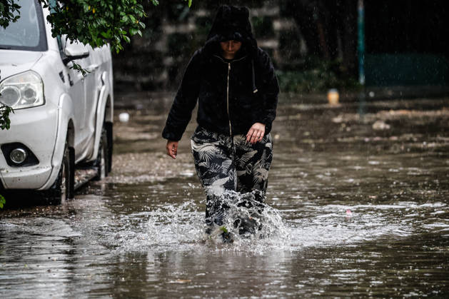 Santiago, October 13, 2026: Flooding at the intersection of Irarrazaval and Lo Encalada in the municipality of Nunoa due to heavy rains in the capital. Diego Martin Aton Chile, Aton 1199656 jpeg  Copyright: DIEGOxMARTIN ATONxCHILE