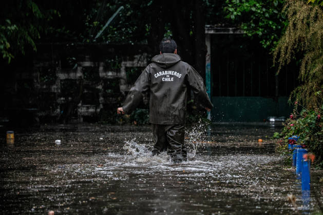 Santiago, October 13, 2026: Flooding at the intersection of Irarrazaval and Lo Encalada in the municipality of Nunoa due to heavy rains in the capital. Diego Martin Aton Chile, Aton 1199657 jpeg  Copyright: DIEGOxMARTIN ATONxCHILE