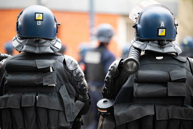 Student Protesters Clash With CRS In Toulouse - France French Police deploy LBD (lanceur de balles de défense) during a student protest in Toulouse, France on October 13, 2026. Photo by Nathan Barange ABACAPRESS.COM Toulouse HAUTE-GARONNE France  Copyright: xBarangexNathan ABACAx