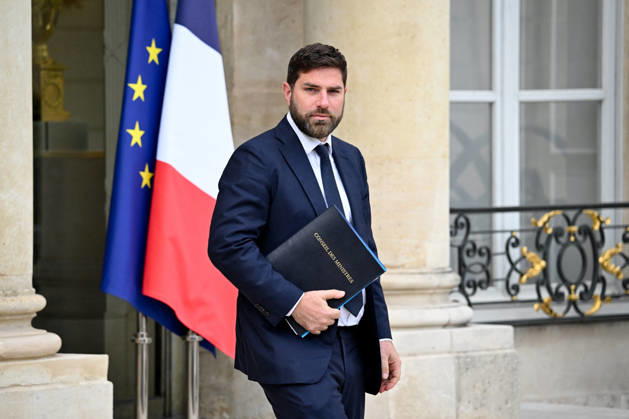 Weekly Cabinet Meeting at the Elysee Palace French Minister of the City and Housing Vincent Jeanbrun leaves after the weekly cabinet meeting (Conseil des ministres) at the Elysee Palace in Paris, France, on October 14, 2026. Photo by Tomas Stevens ABACAPRESS.COM Paris France  Copyright: xStevensxTomas ABACAx