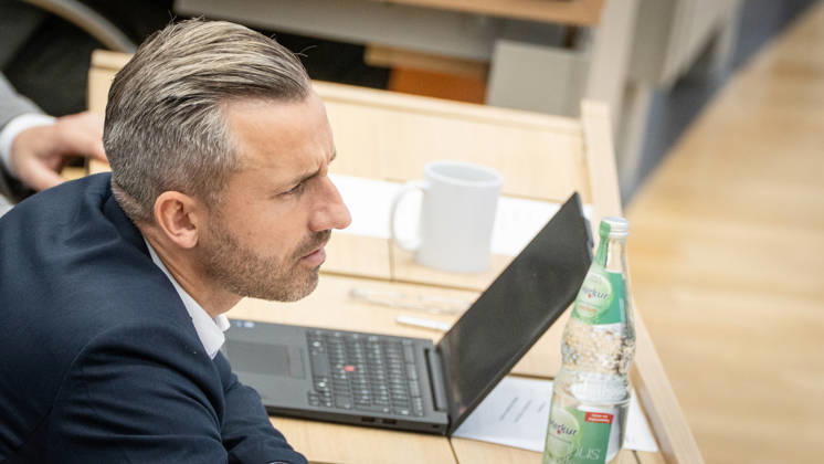 Ulrich Siegmund, AfD-Abgeordneter;Landtagssitzung Oktober 2026 (II) Sondersitzung auf Antrag von AfD und BSW zum Thema Frieden in der Ukraine schaffen, Magdeburg Sachsen-Anhalt Deutschland Landtag