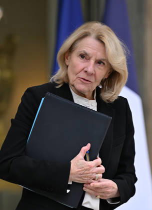 French government weekly cabinet meeting at Elysee Palace in Paris PARIS, FRANCE - OCTOBER 14: French Culture Minister Catherine Pegard leaves after a weekly cabinet meeting at the Elysee Palace in Paris, France on October 14, 2026. Mustafa Yalçin Anadolu Paris France. Editorial use only. Please get in touch for any other usage.  Copyright: x2026xAnadoluxMustafaxYalcÄ±nx