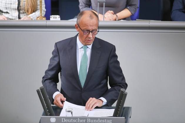 Berlin, Deutschland, 14.10.2026: Deutscher Bundestag: 101. Bundestagssitzung: Bundeskanzler Friedrich Merz (CDU) bei Abgabe einer Regierungserklärung Copyright: xdtsxNachrichtenagenturx dts_138753