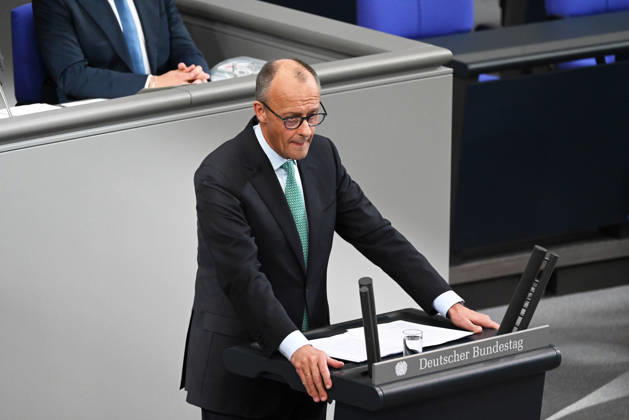 German Chancellor Friedrich Merz delivers government statement in Berlin ahead of EU Summit BERLIN, GERMANY – OCTOBER 14: German Chancellor Friedrich Merz delivers a government statement ahead of the upcoming meeting of the European Council in the Bundestag in Berlin, Germany, on October 14, 2026. Volodymyr Sindieiev Anadolu Berlin Germany. Editorial use only. Please get in touch for any other usage.  Copyright: x2026xAnadoluxVolodymyrxSindieievx