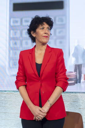 Elma Saiz Opens the 2026 Pensions Forum Elma Saiz, Minister of Inclusion, Social Security, and Migration and government spokesperson, during the opening of the 2026 Pensions Forum at the COAM headquarters on October 15, 2026, in Madrid, Spain. The forum was organized by APD, BBVA Seguros, Ibercaja, Marsh, Santander Seguros, and VidaCaixa. October 15, 2026, Madrid, Spain  Copyright: xAlbertoxOrtegax 7846796
