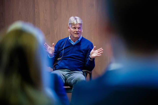 Norsk Industri Offshore sitt apne medlemsmote Oslo 20261015. Per Erik Holsten, administrerende direktor for ABB i Norge, pa Norsk Industri Offshore sitt apne medlemsmote i Naeringslivets hus. Foto: Stian Lysberg Solum NTB Oslo Norge bzf7TqSsbH0 EDITORIAL USE ONLY Ref:_BUSbzf7TqSsbH0.jpg Copyright: xStianxLysbergxSolumx xNTBx