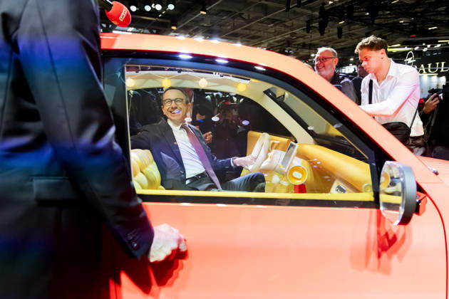Paris, France October 15, 2026 - Paris Motor Show - Bruno Retailleau POLITIQUE, RETAILLEAU, LR, LES REPUBLICAINS, CAMPAGNE ELECTORALE, SALON DE L AUTOMOBILE, VOITURE, ECONOMIE, 2CV, CITROEN Copyright: xVincentxIsorex