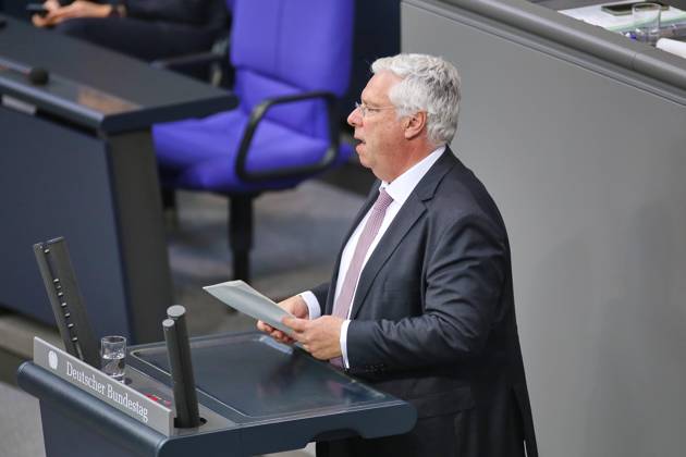 Berlin, Deutschland, 15.10.2026: Deutscher Bundestag: 102. Bundestagssitzung: Jürgen Hardt, CDU Copyright: xdtsxNachrichtenagenturx dts_139317