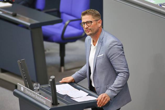 Berlin, Deutschland, 15.10.2026: Deutscher Bundestag: 102. Bundestagssitzung: Rene Springer, AfD Copyright: xdtsxNachrichtenagenturx dts_139253