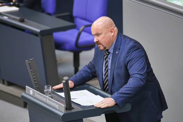 Berlin, Deutschland, 15.10.2026: Deutscher Bundestag: 102. Bundestagssitzung: Jan Feser, AfD Copyright: xdtsxNachrichtenagenturx dts_139259