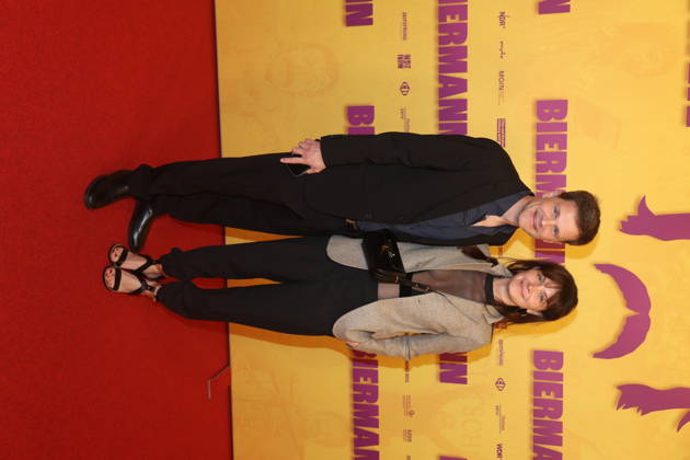Benjamin Herrmann und Caroline Rosales bei der Premiere des Dokumentarfilms Biermann im Kino International. Berlin, 15.10.2026 Copyright: xAgenturxMatthiasxWehnertx xM.xGränzdörferx