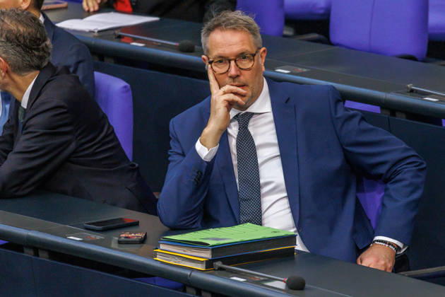 Bundestag Alexander Schweitzer (SPD), Bundesminister fuer Arbeit und Soziales, im Deutschen Bundestag am 16.10.26 in Berlin. Berlin Berlin Deutschland Bundestag