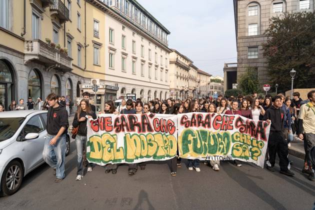 IPA89759903 - Milan, October 16, 26, Largo Cairoli, No One Is a Stranger Student Strike  Copyright: xGiuliaxSciaccax xGiuliaxSciaccax IPA89759903