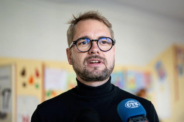 TOP 09 Chairman Matej Ondrej Havel speaks to journalists after casting his vote in the second round of the Senate elections in the Hradec Kralove district, in Hradec Kralove, Hradec Kralove Region, Czech republic on October 16, 2026. (CTKxPhoto DavidxTanecek) CTKPhotoP2026101605263 CTKPhotoP2026101605263