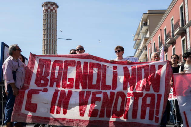 IPA89763008 - NAPLES, ITALY — OCTOBER 16, 2026: Environmental activists, students, and unemployed people take to the streets in the Bagnoli district of Naples to protest the municipal administration’s handling of the environmental remediation of the former Italsider steelworks site. The demonstration focuses on the ongoing redevelopment work in the area, where facilities for the 38th Louis Vuitton America’s Cup—scheduled to take place in Naples in 2027—are being built. Protesters raise concerns about environmental protection, the remediation process, and the project’s impact on the local community.  Copyright: xAntonioxBalasco LiveMediax xAntonioxBalasco LiveMediax IPA89763008