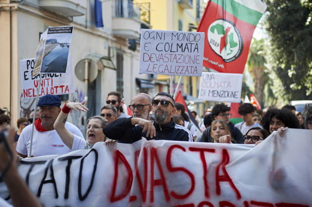 March for a climate strike in Naples NAPLES, ITALY - OCTOBER 16: People march for a climate strike to protest against governmental inaction towards global warming and climate change, part of demonstrations being held worldwide in a movement dubbed Fridays for Future inspired by the Swedish climate activist Greta Thunberg and to call for the regeneration of the Bagnoli neighbourhood, which will host the America’s Cup next year in Naples, on October 16, 2026. Eliano Imperato Anadolu Naples Italy. Editorial use only. Please get in touch for any other usage.  Copyright: x2026xAnadoluxElianoxImperatox