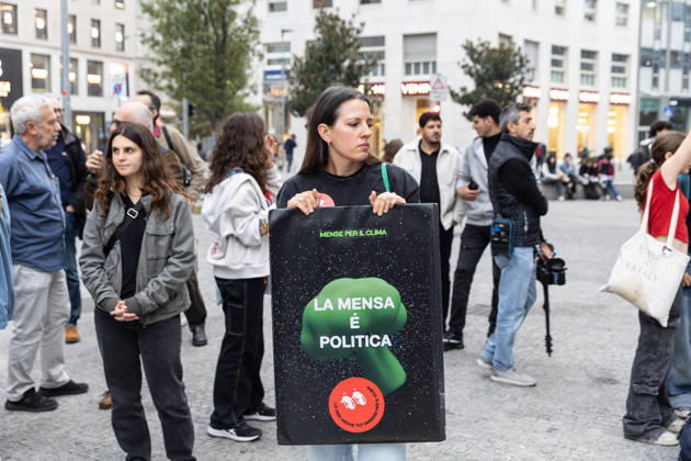 IPA89767300 - Milan, October 16, 2026, Piazza San Babila, Fridays for Future Italy rally, global climate strike, climate and environmental activists in photos: protesters  Copyright: xFrancescoxEnriquezx xFrancescoxEnriquezx IPA89767300