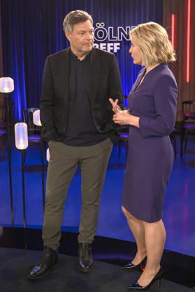 Robert Habeck und Susan Link bei der Aufzeichnung der WDR-Talkshow Kölner Treff im WDR Studio BS 3. Köln, 16.10.2026