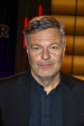 ABB KOELNERTREFF- Robert Habeck deutscher Schriftsteller und ehemaliger Gruenen Politiker zu Gast in der WDR Talkshow Koelner Treff aus dem Studio Boecklemuend am 16.10.2026 in Koeln Hamburg Deutschland