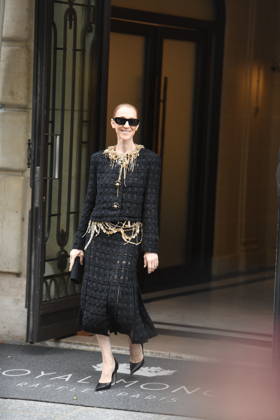 Celine Dion Leaves Her Hotel For Her Last Concert in Paris - France Celine Dion spend time with fans before her last concert in Paris, at hotel Royal Monceau in Paris, France on October 17, 2026. Photo by Florian Poitout ABACAPRESS.COM Paris France  Copyright: xPoitoutxFlorian ABACAx
