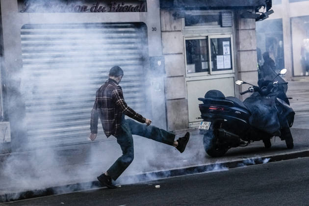 French police intervene in Nancy protests against rising living costs NANCY, FRANCE - OCTOBER 17: French riot police officers deploy tear gas to disperse demonstrators clashing with law enforcement during a nationwide protest over rising living costs, fuel prices, and education funding in Nancy, France on Saturday, October 17, 2026. Clashes broke out after groups of youth set up street barricades around secondary schools and central thoroughfares, prompting police units to intervene with crowd-control canisters to reopen urban transit corridors. Muhammed Said Tako Anadolu Nancy France. Editorial use only. Please get in touch for any other usage.  Copyright: x2026xAnadoluxMuhammedxSaidxTakox