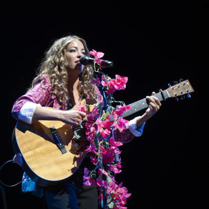 October 17, 2026, Madrid, Spain: Singer Sofía Ellar performs during a concert at the Plaza de Espana in Madrid. Madrid Spain - ZUMAs197 20261017_aaa_s197_124 Copyright: xAtilanoxGarciax