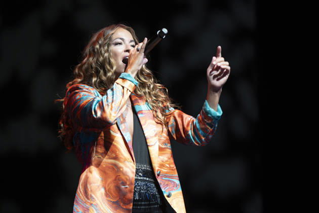 Sofía Ellar Performs in Madrid, Spain - 17 Oct 2026 Singer Sofía Ellar performs during a concert at the Plaza de Espana in Madrid. Madrid Spain Copyright: xAtilanoxGarciax xSOPAxImagesx PHOTO12800